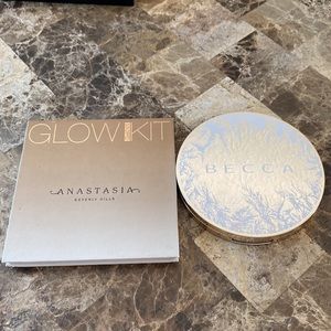 EUC assorted makeup palettes.